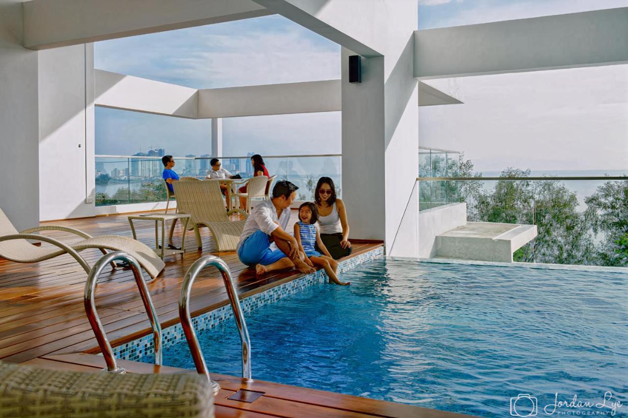 Sunrise Gurney Premium Executive City/Seafront Suite - Penang George Town Buitenkant foto
