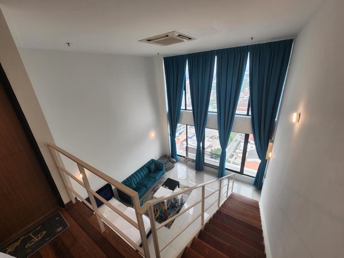 Sunrise Gurney Premium Executive City/Seafront Suite - Penang George Town Buitenkant foto